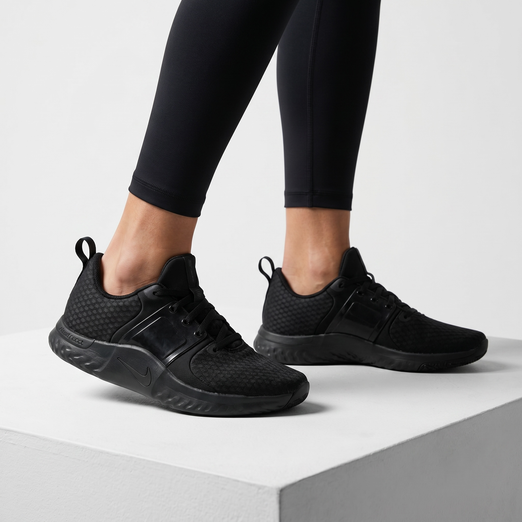 Nike Renew In-Season TR 10 Black Off Noir Size 9