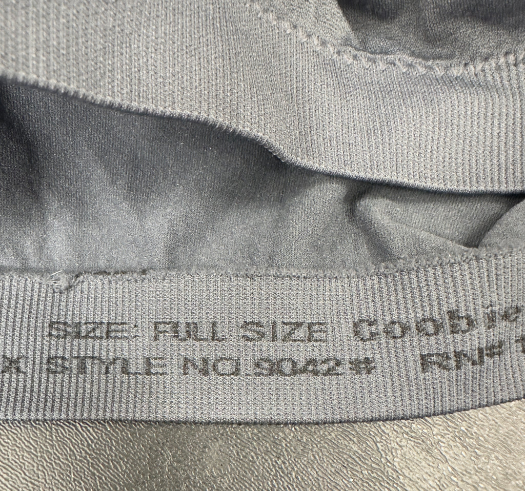 Coobie Women's V-Neck Lace Trim Bra Style 9042 Full Size (38A-42DD) Gray